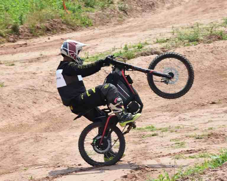 how fast can a 72V electric dirt bike really go