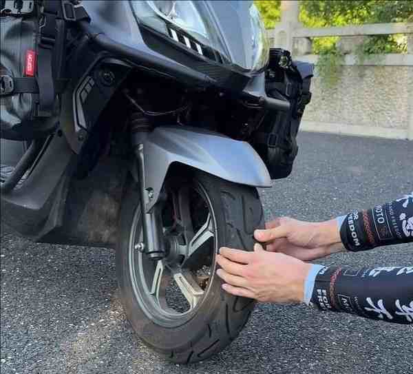 Check the tire pressure