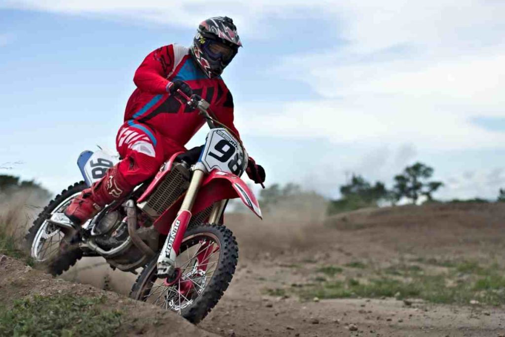 125cc 4 Stroke Dirt Bike Built for Trail Fun